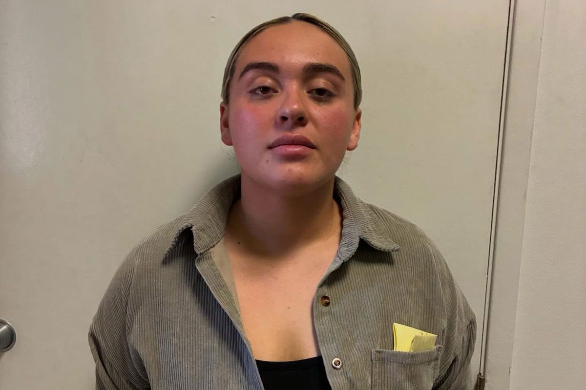TheMrJuanBrown's tweet image. Woman Accused of Performing Veterinary Procedures Without License or Anesthesia and Then Posting Footage on Social Media

👉 
tinyurl.com/2yfunjgb

#Animals #Crime #CrimeNews #HumanInterest #Pets #Accused #Anesthesia #footage #License #media #Perform...