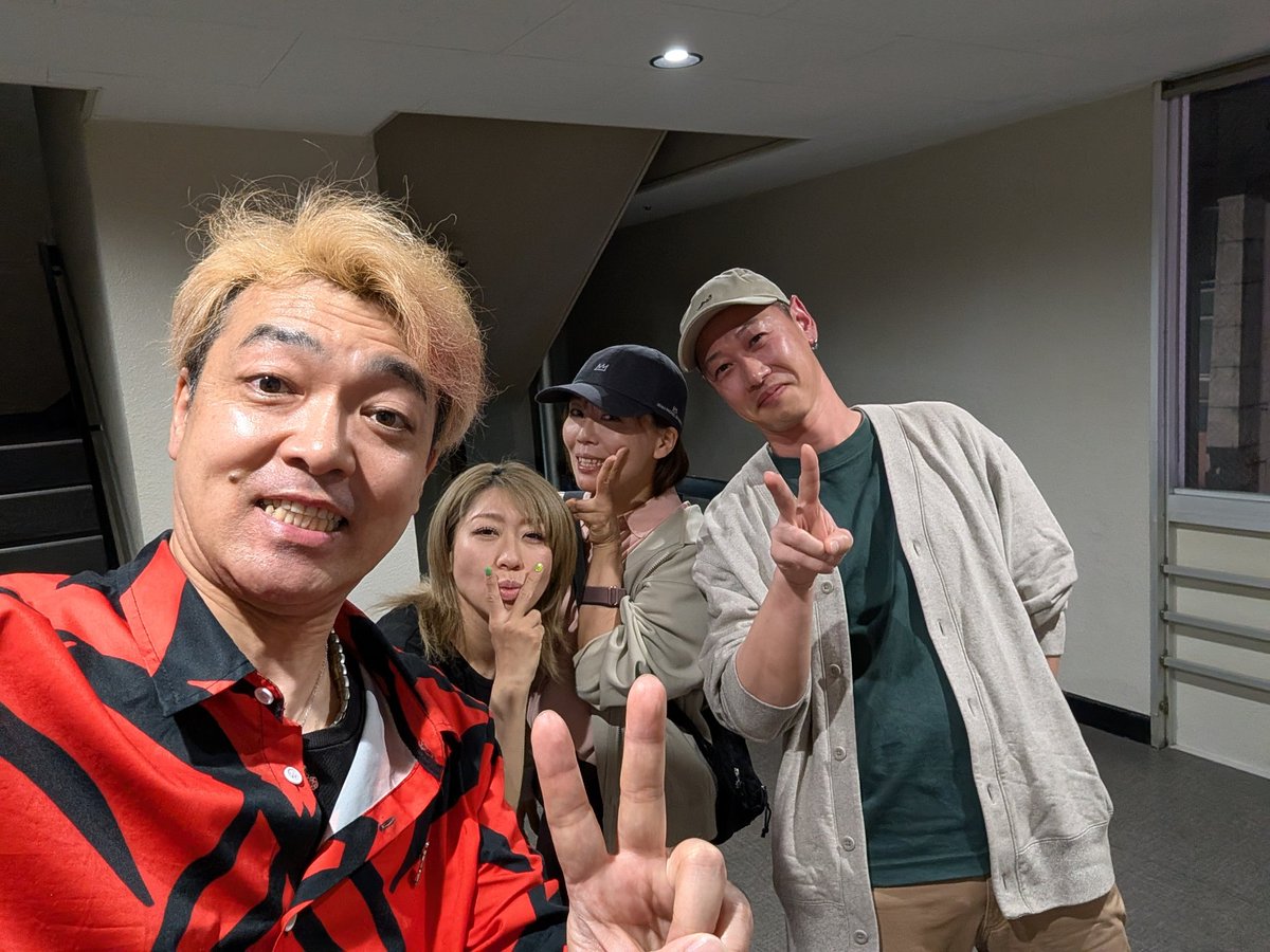 ものまね&ライブ Wface tweet media