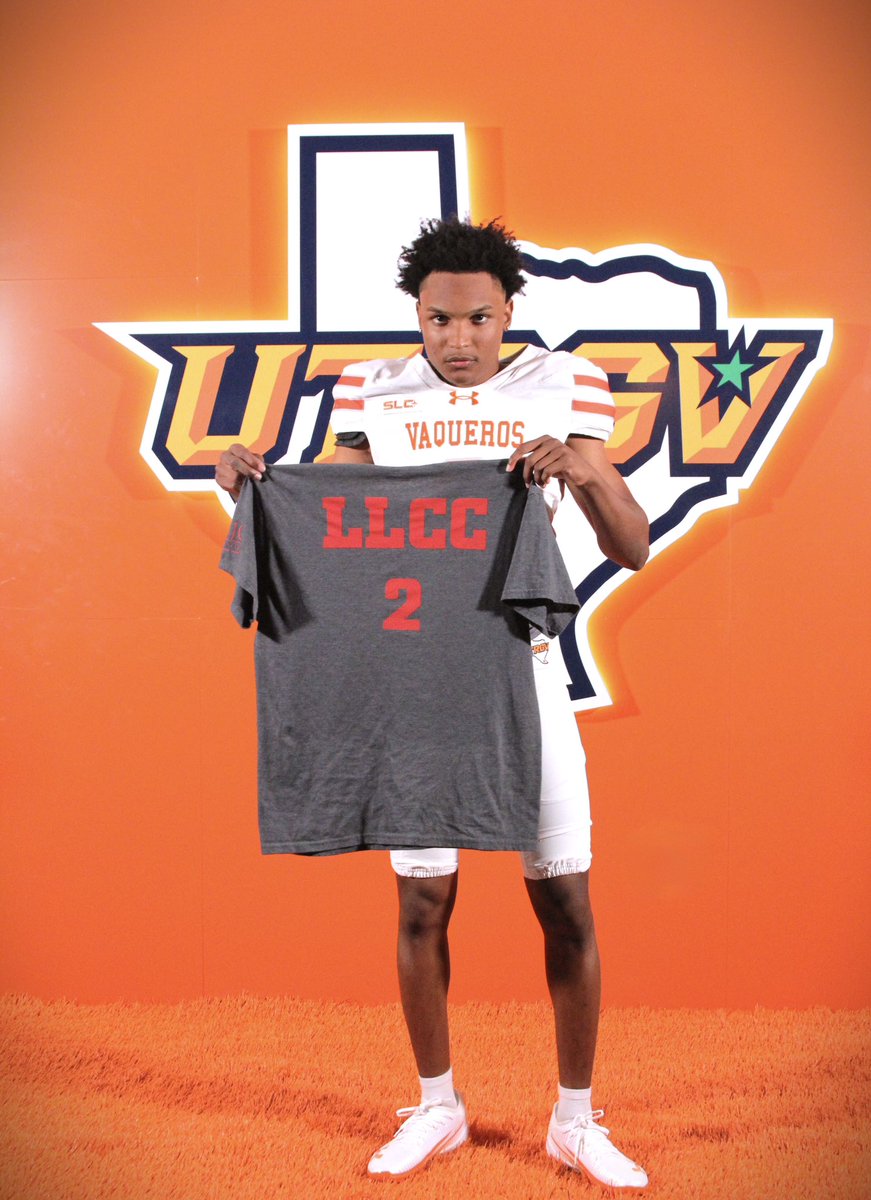 Tyson Roberts 5’11 170 tweet media