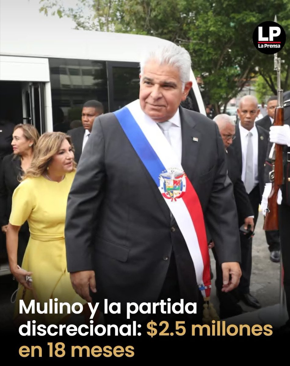 FeoNikito's tweet photo. @IvanMon07722658 Mulino nunca pensó🤔🤔 llegar, y tener millones, a su disponibilidad, el vive bien, come bien el. y sus hijos, y su mujer, que hoy la pasa de avión, en avión, no les importa el pobre, 2029 tendrá una sorpresa.. https://t.co/Pm1JVo6FPJ