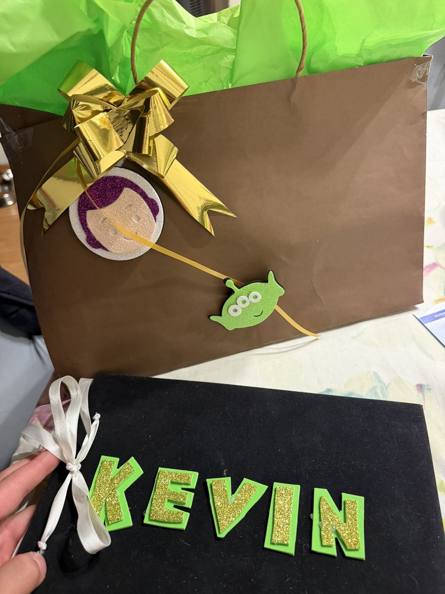 KevinPrato's tweet photo. Mil gracias mis Chamitas 💚 https://t.co/icz117utiq