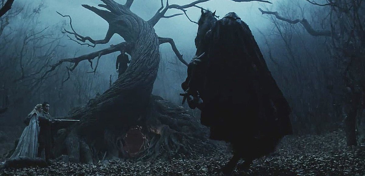 Hannah71883377's tweet image. # TimBurton likes his twisted trees. #SleepyHollow #AliceinWonderland