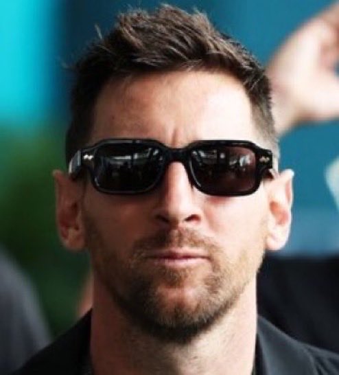 Messi out of Context tweet media