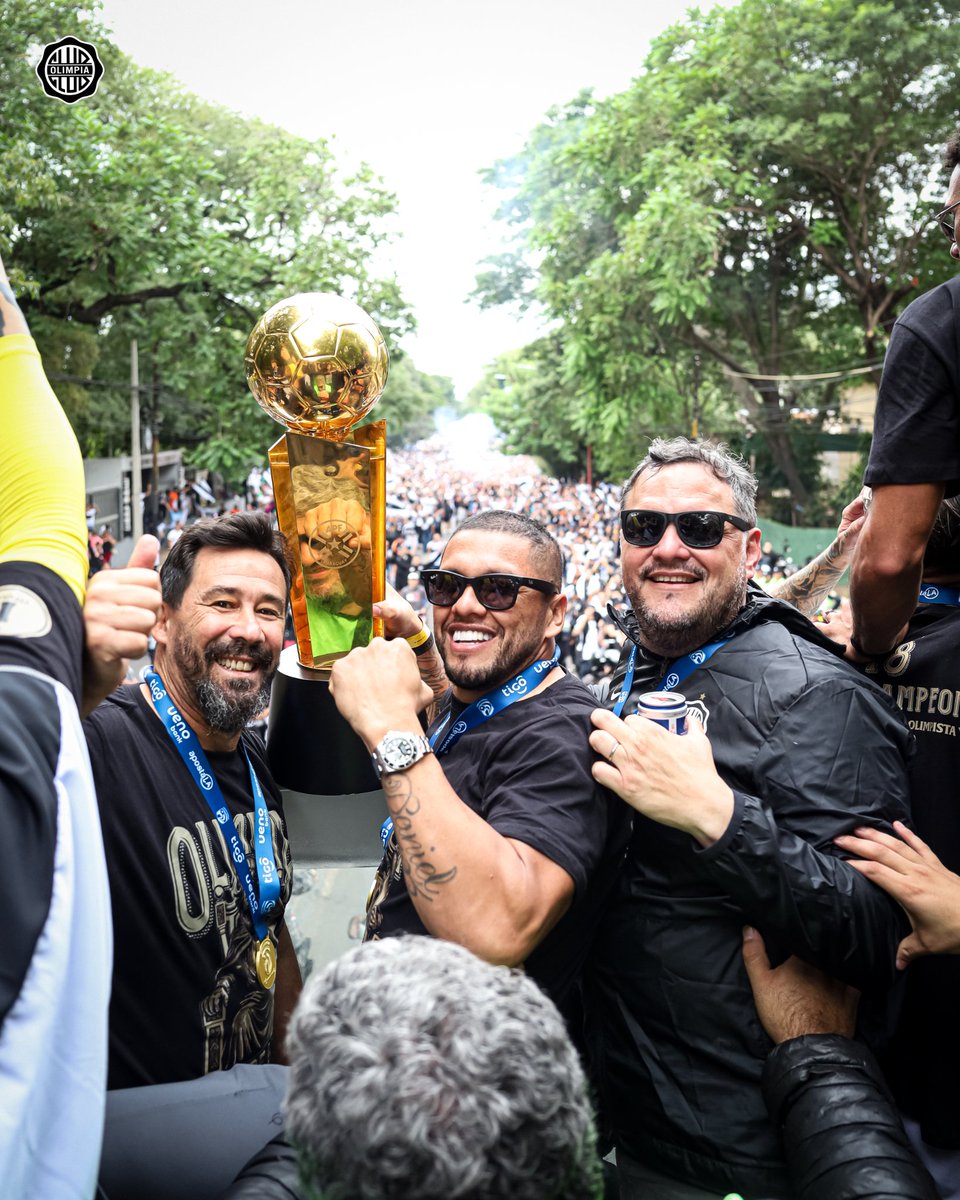 Club Olimpia tweet media