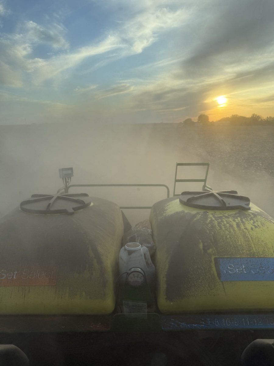 ChiefKernstalk's tweet photo. @Bkitch1Bodie here’s some dust for you. https://t.co/VspNY2TtSa