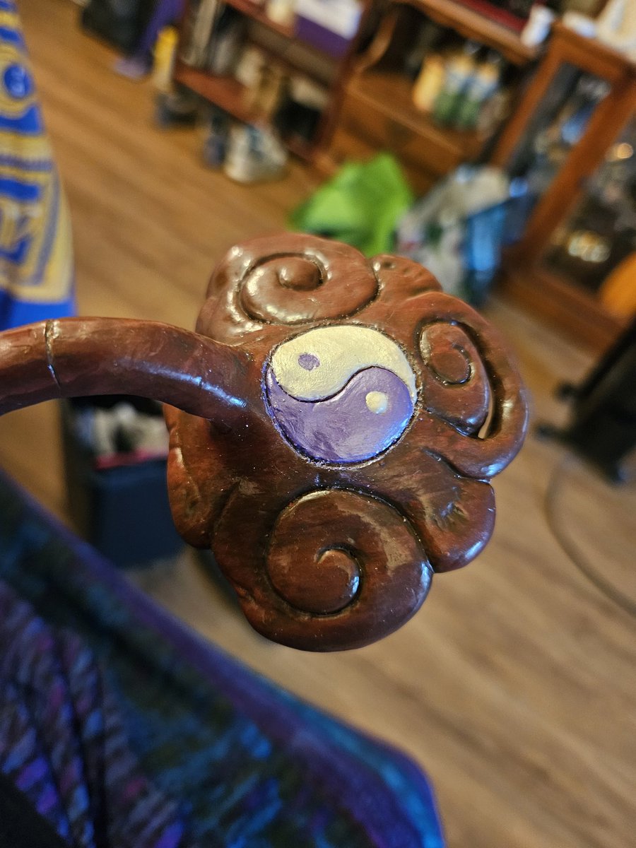 BlackUniGryphon's tweet image. RuYi handle 

🪄☯️🧙‍♀️🧙🏾‍♂️ My #CustomMade #DIY #WIP #wand #WizardingWorld #Taoist #HarryPotter #sculpy #sculpture #CustomDesign #art #project #ArtProject #painting