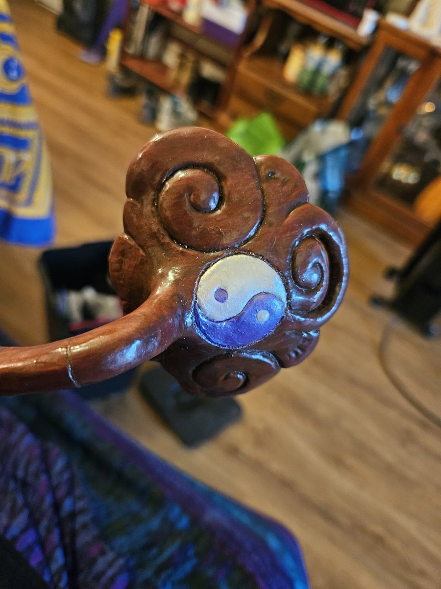 BlackUniGryphon's tweet image. RuYi handle 

🪄☯️🧙‍♀️🧙🏾‍♂️ My #CustomMade #DIY #WIP #wand #WizardingWorld #Taoist #HarryPotter #sculpy #sculpture #CustomDesign #art #project #ArtProject #painting