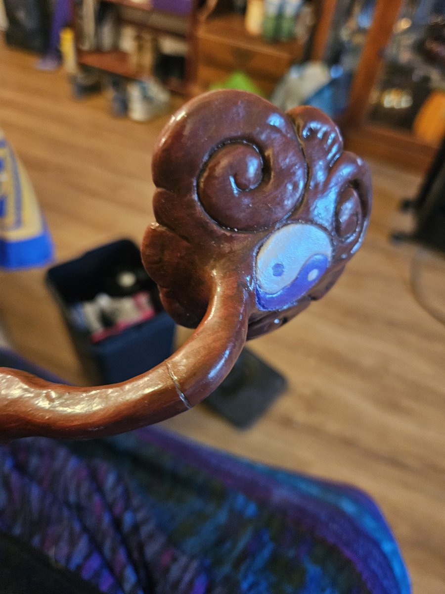 BlackUniGryphon's tweet image. RuYi handle 

🪄☯️🧙‍♀️🧙🏾‍♂️ My #CustomMade #DIY #WIP #wand #WizardingWorld #Taoist #HarryPotter #sculpy #sculpture #CustomDesign #art #project #ArtProject #painting