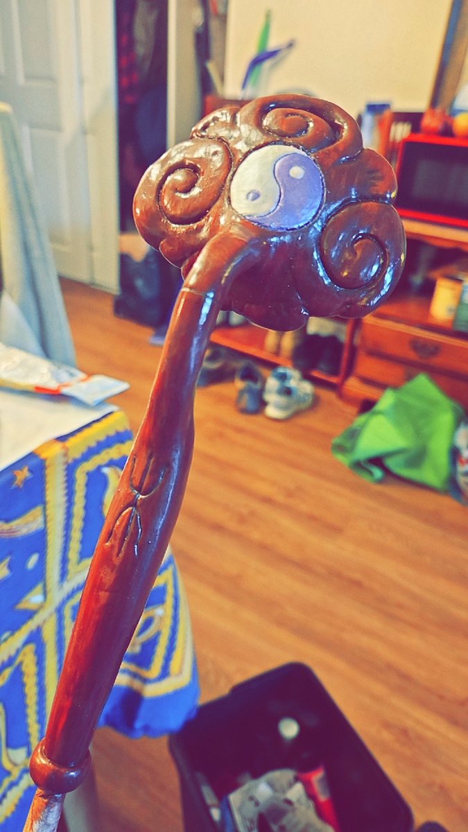 BlackUniGryphon's tweet image. RuYi handle 

🪄☯️🧙‍♀️🧙🏾‍♂️ My #CustomMade #DIY #WIP #wand #WizardingWorld #Taoist #HarryPotter #sculpy #sculpture #CustomDesign #art #project #ArtProject #painting
