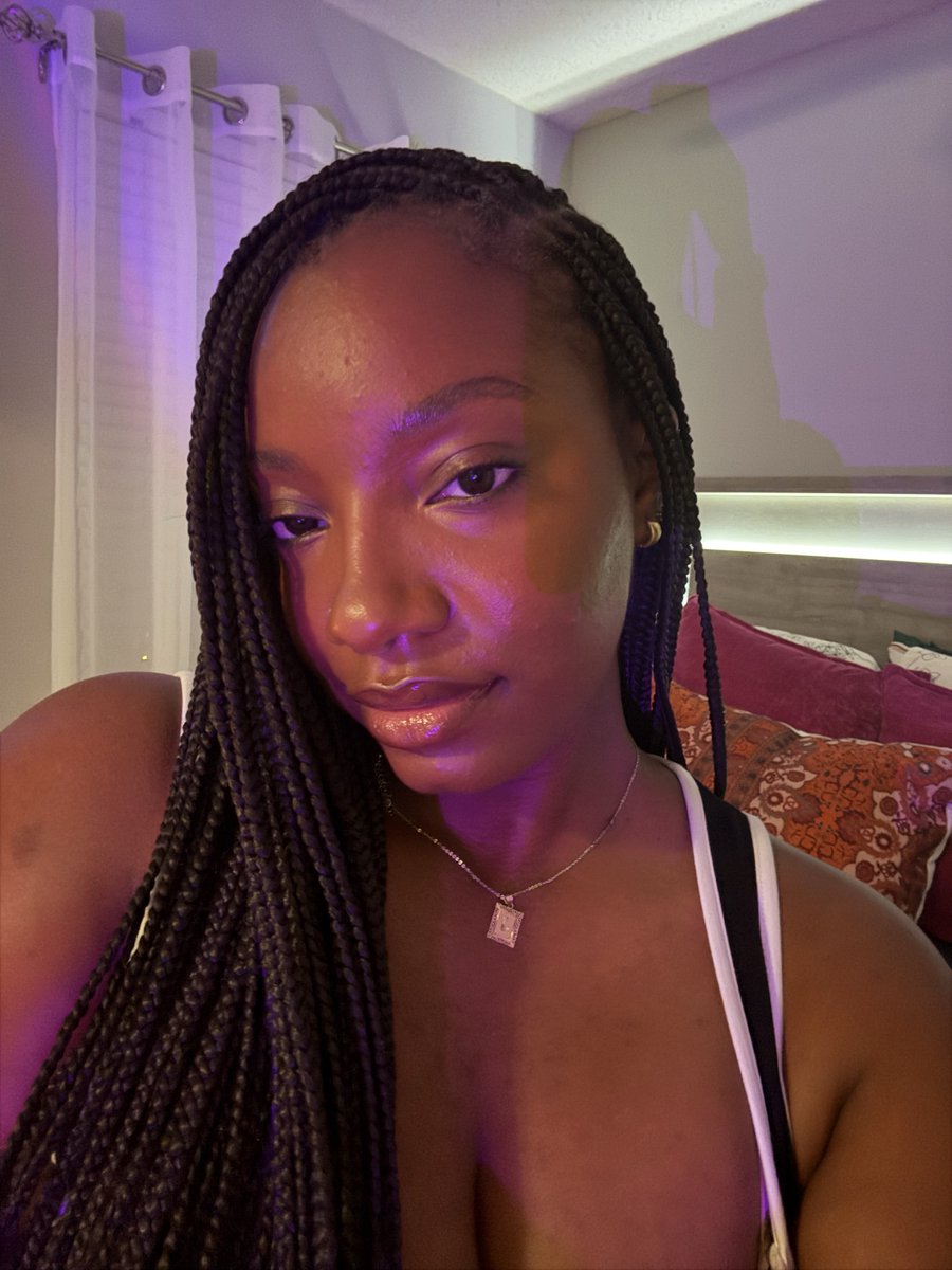 jaslarae's tweet photo. brown+sexy🫦 https://t.co/nOo8exapmh
