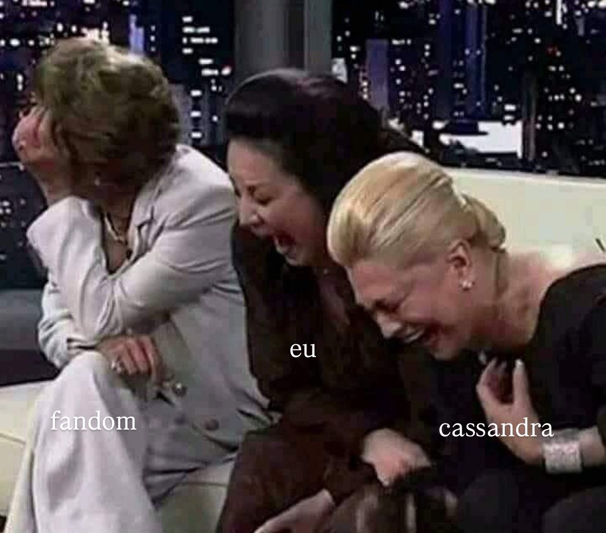 jacelips's tweet image. o povo do tiktok dizendo que o filme os instrumentos mortais: cidade dos ossos (2013) é uma cópia barata da série shadowhunters (2016)