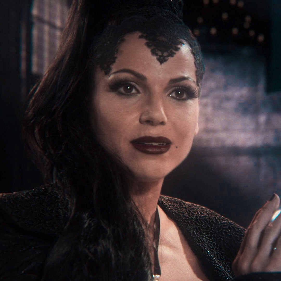 evil queen & ef regina tweet media