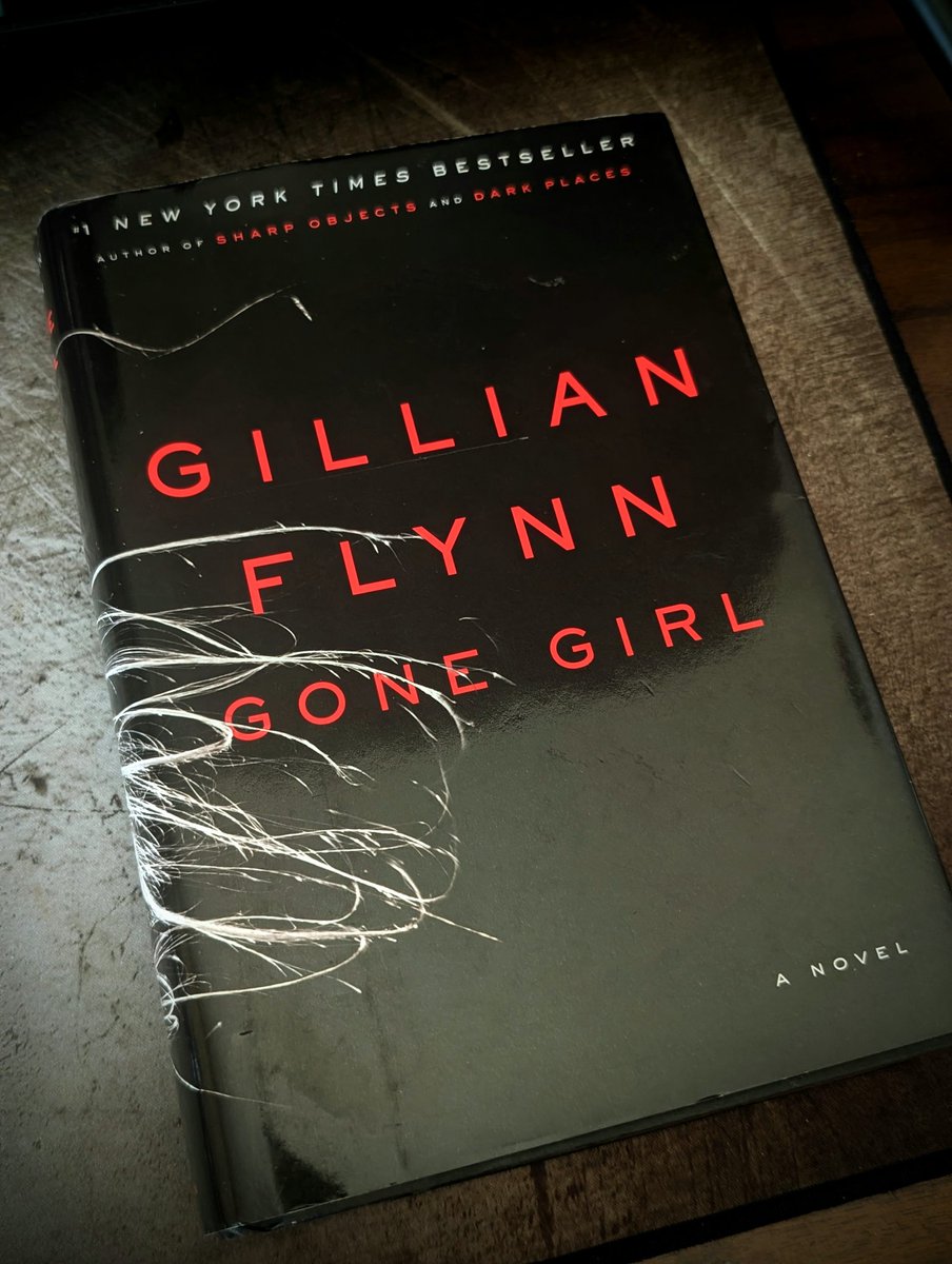 Mattix_86's tweet image. 1st edition 
Gone Girl by Gillian Flynn 
@TheGillianFlynn 
#Reading #Books #Fiction #Novel #Thriller #Mystery #Suspense  #MakeBooksGreatAgain
#CrownPublishingGroup