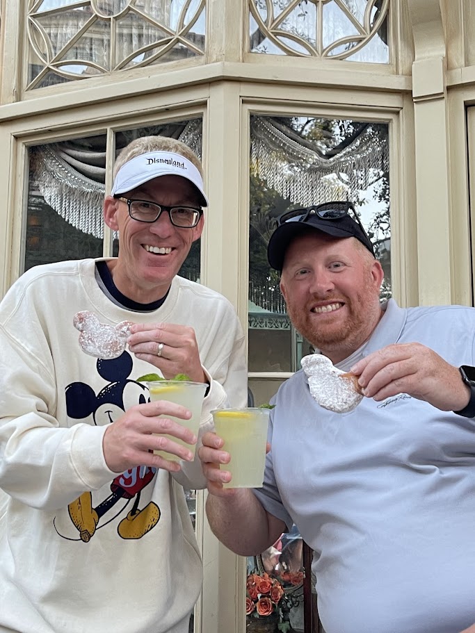 BeOurGuestMike's tweet image. WE ARE LIVE!  It's the BOGP Open Line! Give us a call! Facebook.com/BeOurGuestPodc… #Disney #WDW #WaltDisneyWorld #Disneyland #DisneyCruise #DCL #runDisney #MagicKingdom #Epcot #travel #podcast #DVC #Florida