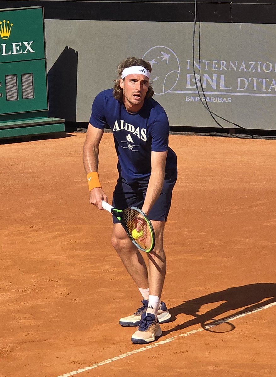 TennisMediaHype's tweet image. Gorgeous 🔥💙🖤

Greek #1 Stefanos Tsitsipas (World #3 high) practiced on Center Court at Foro Italico in Rome, Italy 

Sunday May 3, 2026

Ahead of the annual ATP Masters 1000 claycourt tennis tournament #IBI26 where Stef has been a finalist before 

📸 Rosella Rome