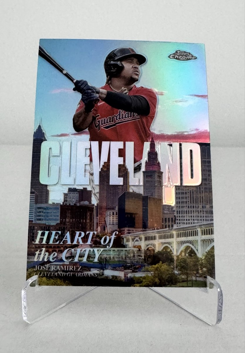 amr4cards's tweet image. Day twelve of posting cards I like every day from every MLB team in alphabetical order. Today is the Guardians. I really love the look of these Heart of the City inserts. Any other good looking Guardians cards out there? #thehobby