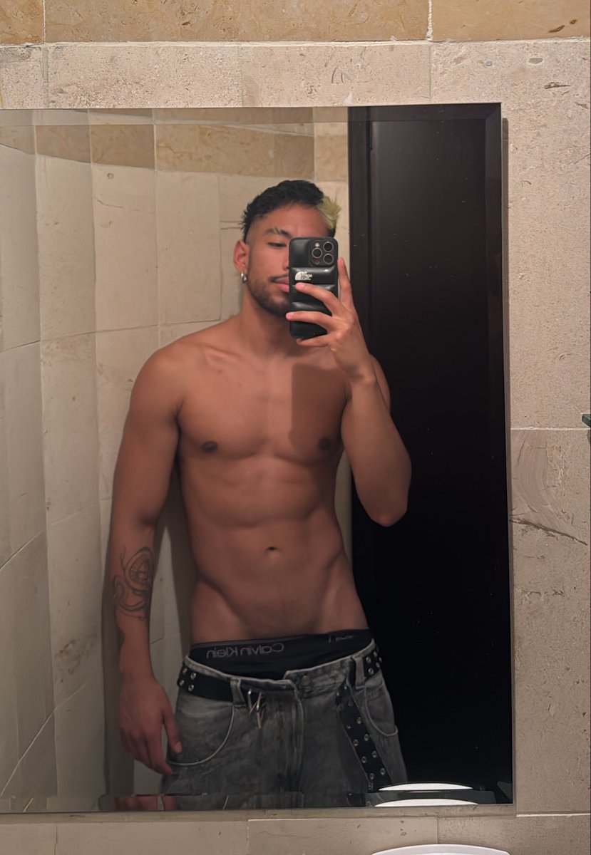 Felipinpon tweet media