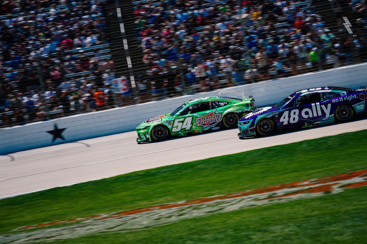 Joe Gibbs Racing tweet media