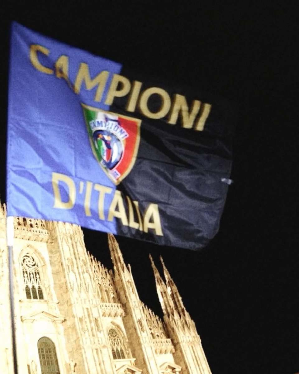alsandrobastoni's tweet photo. This one means more.2️⃣1️⃣⚫️🔵🇮🇹 https://t.co/EbYdk4VdSB