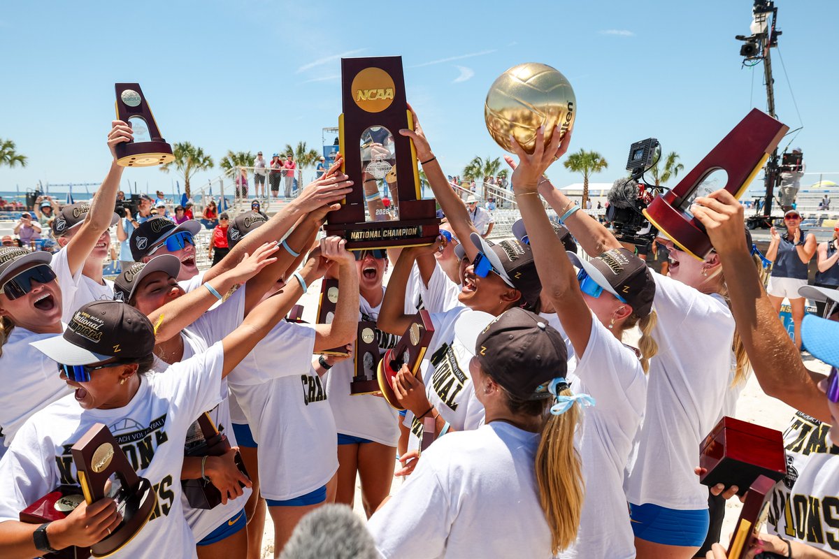UCLA Beach VB tweet media