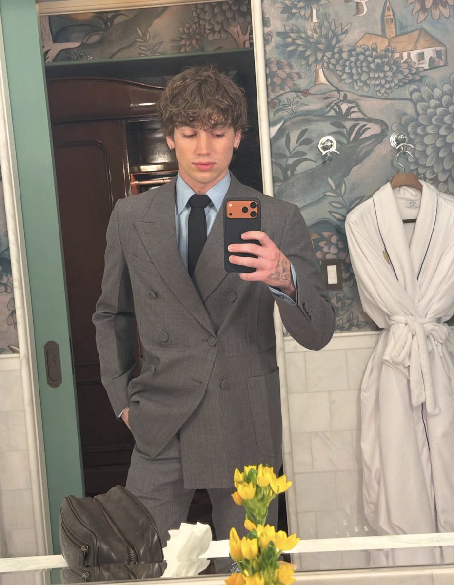 𝙳𝚊𝚒𝚕𝚢 𝕍 tweet media