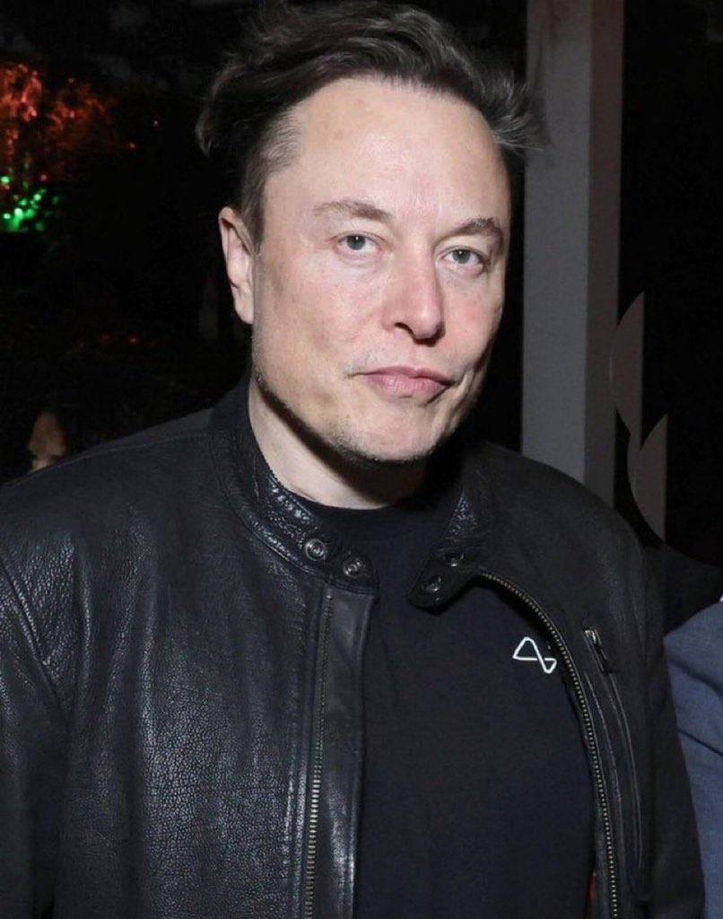 Tesla -Titan tweet media