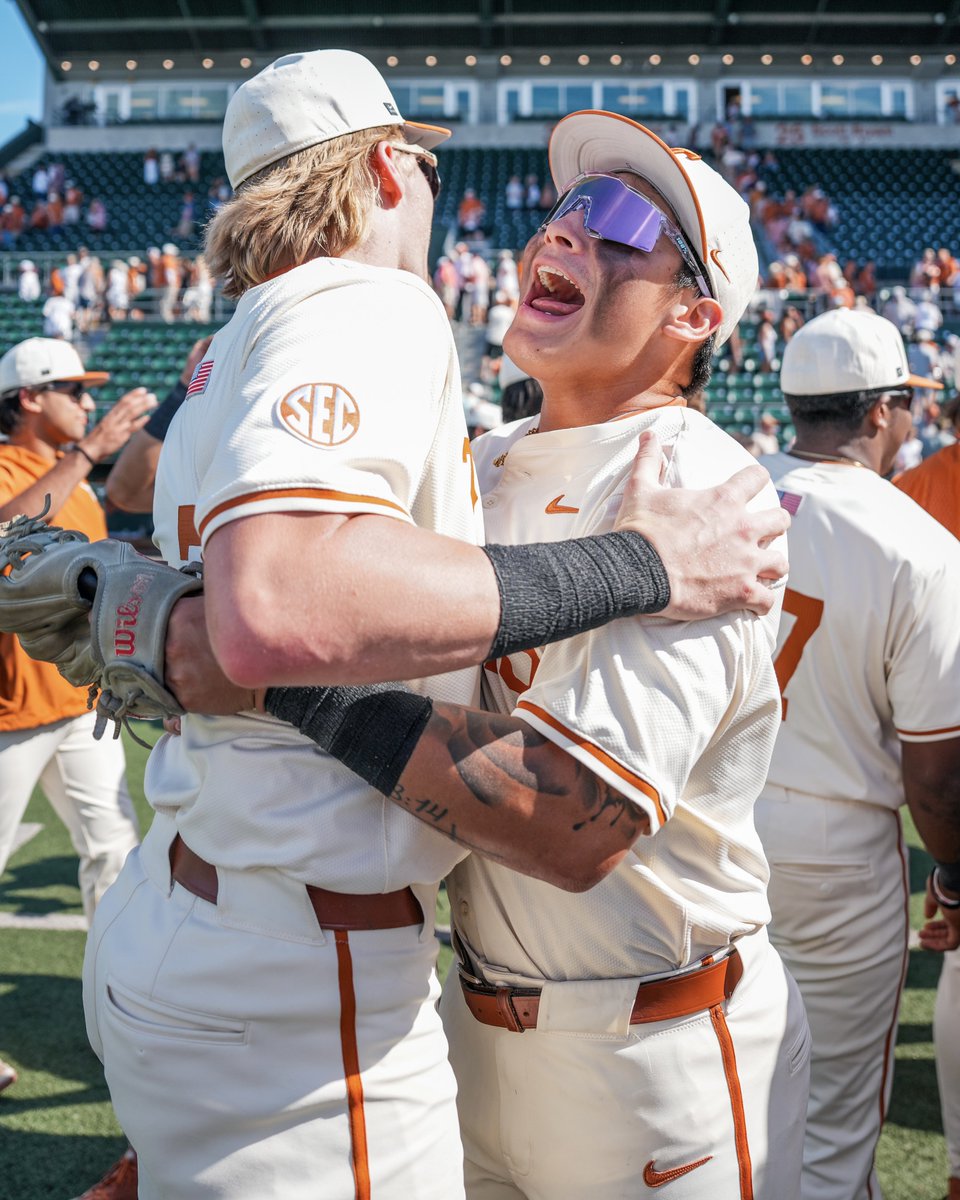 Texas Baseball tweet media