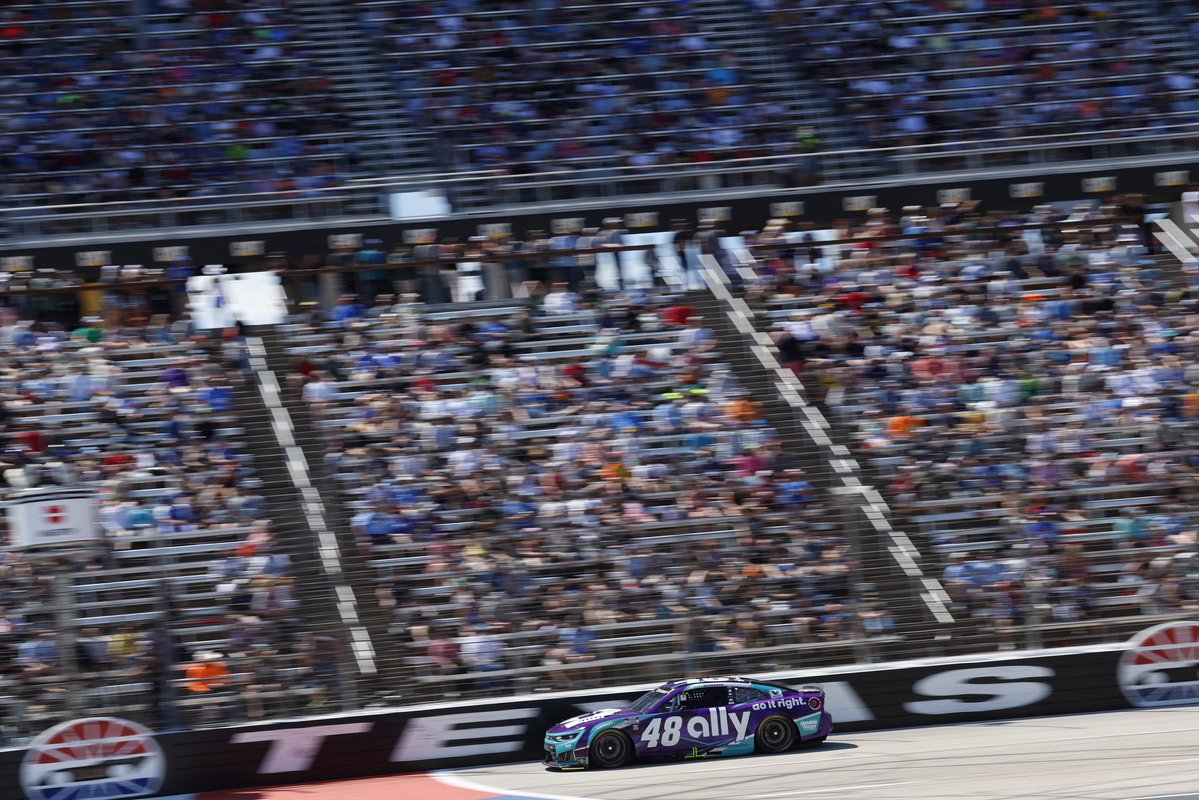 Ally Racing tweet media