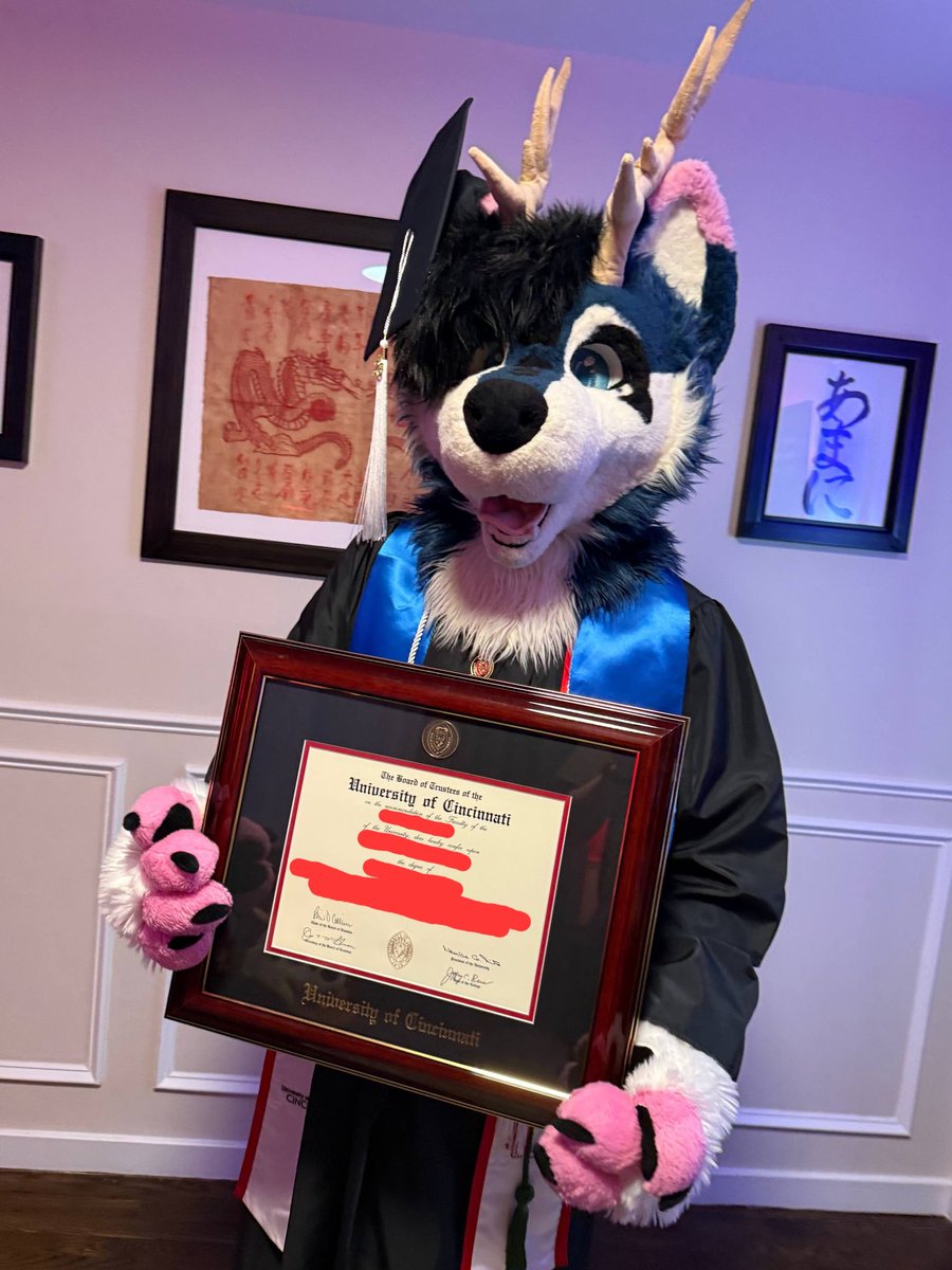 Got my Bachelor's of Science in Environmental in 2 years! WE'RE SO BACK! 🥹
