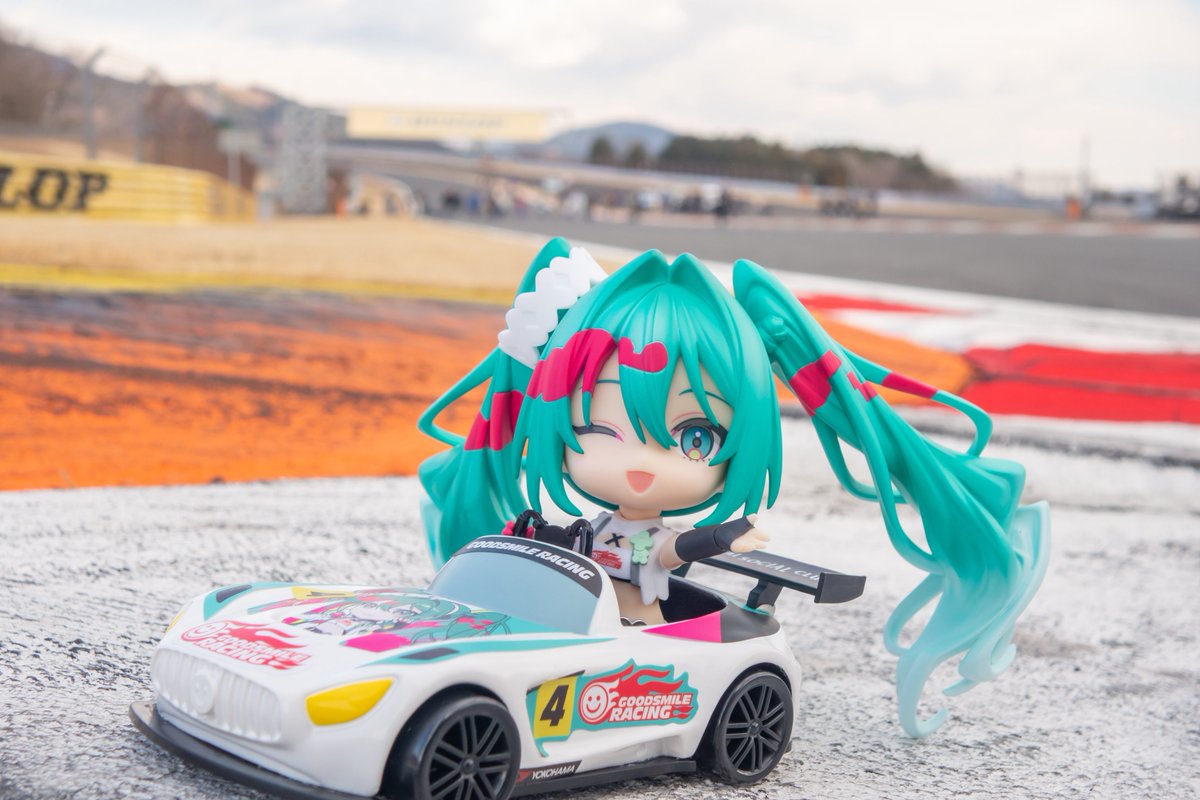 スーパーGT 第2戦 富士
今日は決勝だよー♪

#fightgsr #SUPERGT #ねんどり #初音ミク