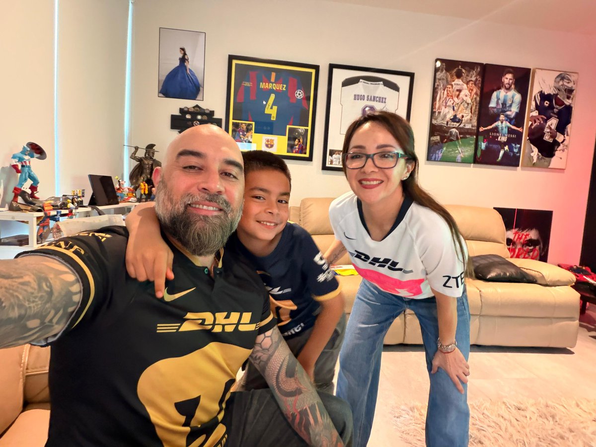 marissadr0228's tweet photo. Dale Pumas #pumas
#goya #porlaoctava #MasQueUnPartido #GoyaUniversidad
#tudnmx @TUDNMEX https://t.co/yBn54RQVK3