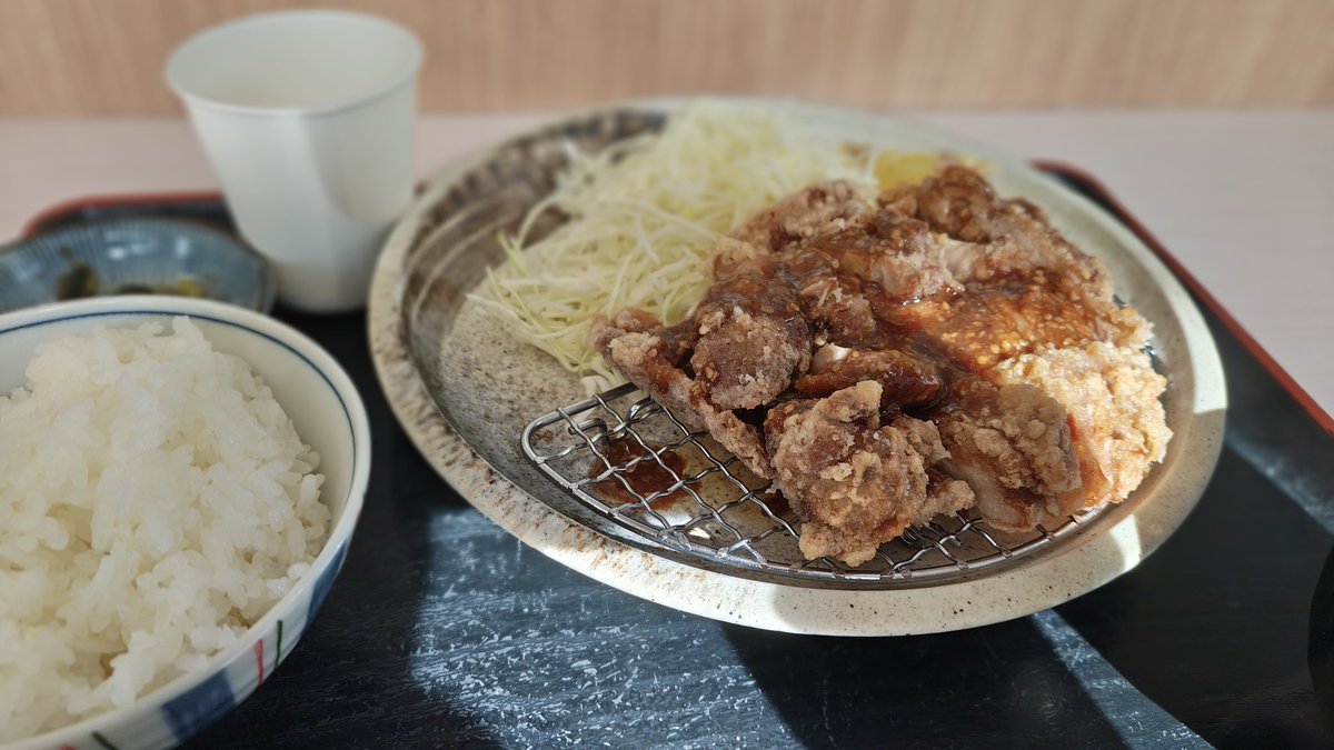 しい tweet media
