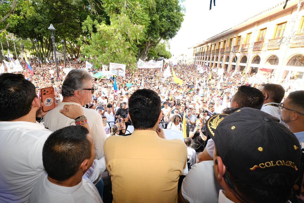 Iván Cepeda Castro tweet media