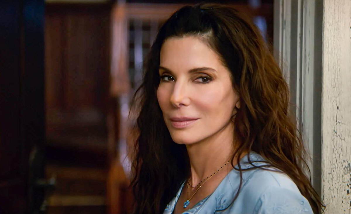 Sandra Bullock Source 🪄 tweet media