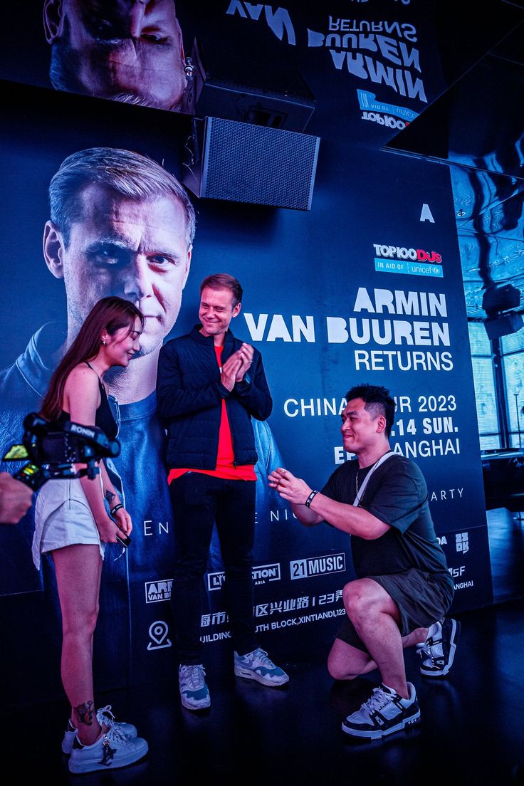 out of context armin van buuren tweet media