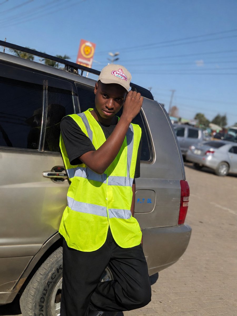 SichaliDavies's tweet image. About labour day 👷🏿‍♂️
#zambia  
#labourday2026 
#work