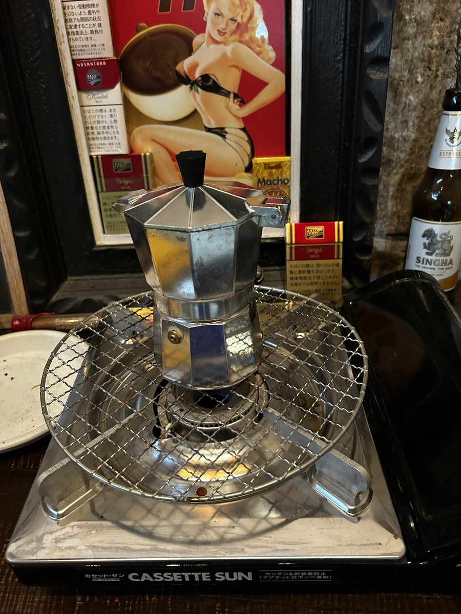 youichi3922's tweet image. 今朝の一杯は『エスプレッソ/ソーダ割＆ストレート』久しぶりに濃いぃぃぃコーヒー飲みたくなったのでESPRESSO☕️

#コーヒー #コーヒー好きと繋がりたい #coffee #coffeetime #espresso