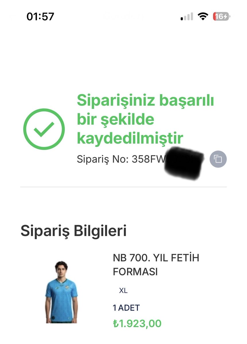 bizebiseyolmz31's tweet photo. @enbiya_topal Türk çocuğu her zaman üstüne düşeni yapar. Asıl amacım kendi takımımın formasını almaktı ama Bursaspor bu millete çok farklı şeyler hissetirdi. İmkanı olan bütün Türk çocukları elinden geleni yapmalı. Kârınca kararınca benden bu kadar https://t.co/jw0bfQm7EJ