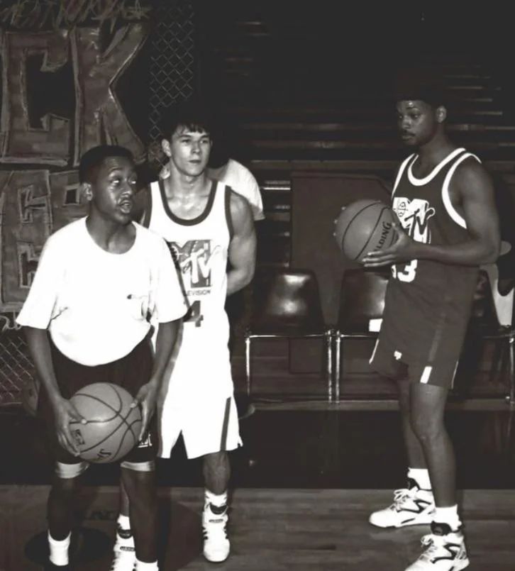 fasc1nate's tweet photo. Jaleel White, Mark Wahlberg, and Will Smith shooting hoops (1991)

More brilliant historical photos: https://t.co/Pgcn2bknZu https://t.co/De8idgWLhn