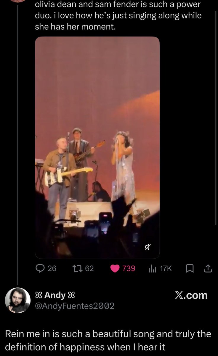 ellie is blooming 🌱🧷 LN¹ tweet media