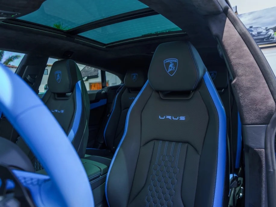 We love cars ❤️ tweet media