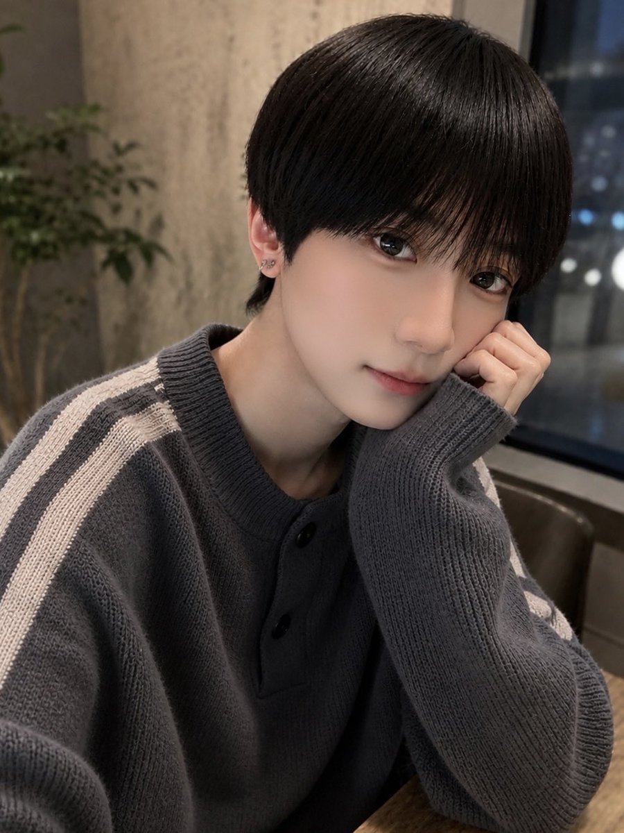 tsubasa_4tune's tweet photo. ☕️🩶🤍 https://t.co/xmguZDi5z7