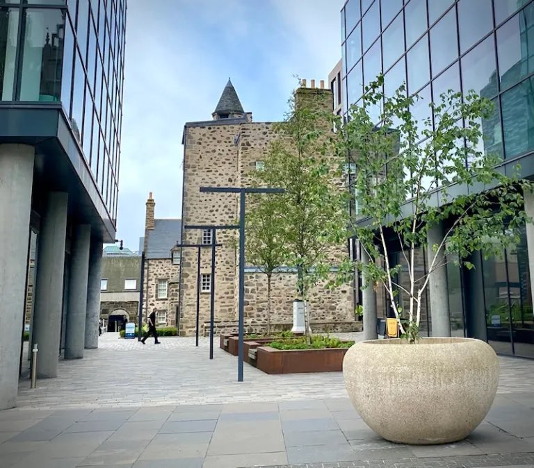 AilishSinclair's tweet image. The Glass Floor of Provost Skene's House 

Read the post: ailishsinclair.com/2025/09/the-gl…

Provost Skene owned the house in the 17th century, and Hanoverian troops used it during the Jacobite rebellion of 1745. The Duke of Cumberland stayed there on his way to Culloden. #Scotland