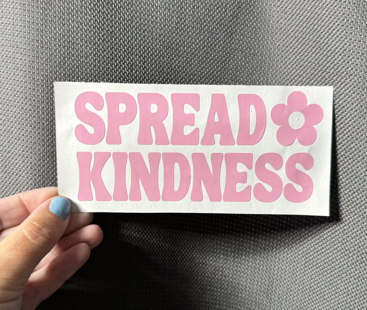 _designsbykd's tweet image. ✨ NEW DECAL on my Etsy Shop! ✨

Spread Kindness 🌸

Click the link below to get yours! (25% off!)👇🏼

designsbykd101.etsy.com/listing/449888…

#spreadkindness #kindness #decals #vinyldecal #sticker #etsysale #etsy