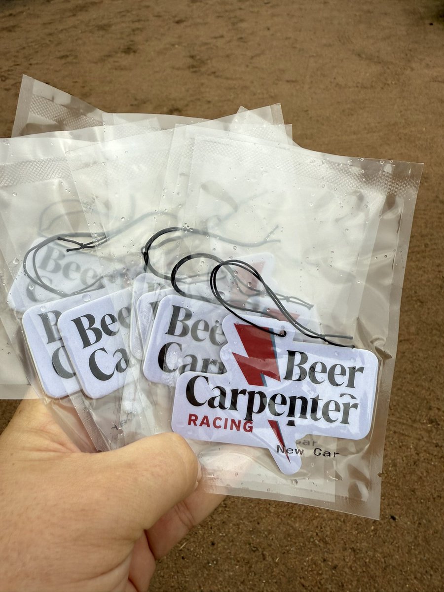 mitchellbeer tweet media