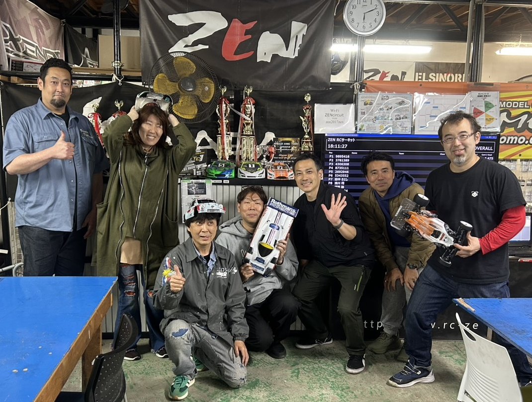 4speed8's tweet photo. GW前半終了〜
ZENにレイアウト変わったCORCと
久々にハイスピードを体感しつつ満足度高い2日間でした。てか練習になるのでツーリングもちゃんとやろう…
#WILLSPEED
#fast_fox
#ZEN
#CORC https://t.co/SGTmJw2Asd