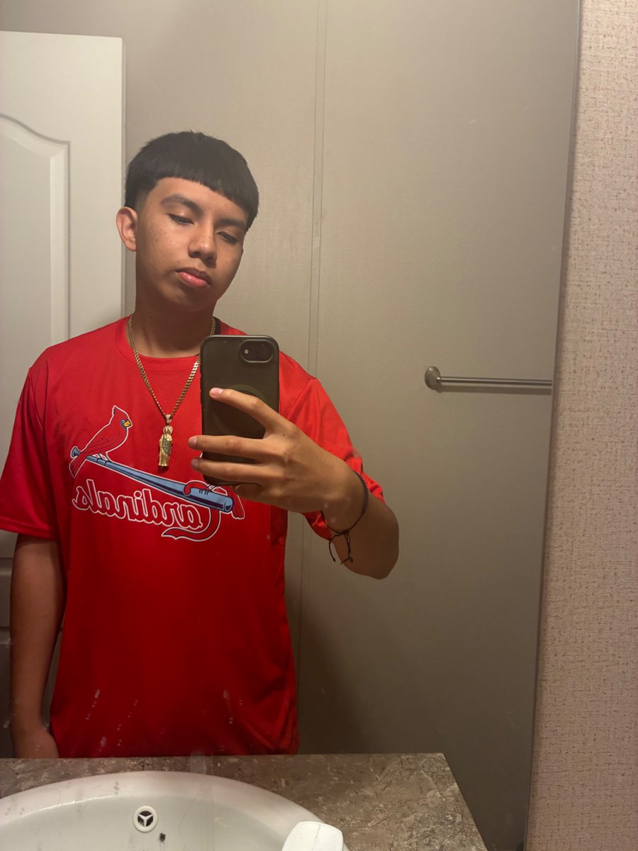 User09876332's tweet photo. Meet?? #tx #htx #houstonfreaks https://t.co/zY3QvDnYvp