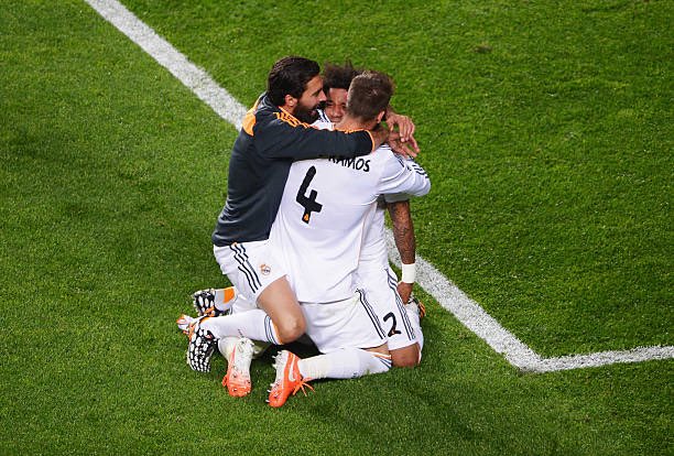 La historia del Real Madrid no se ha construido con gente que juega con smoking.