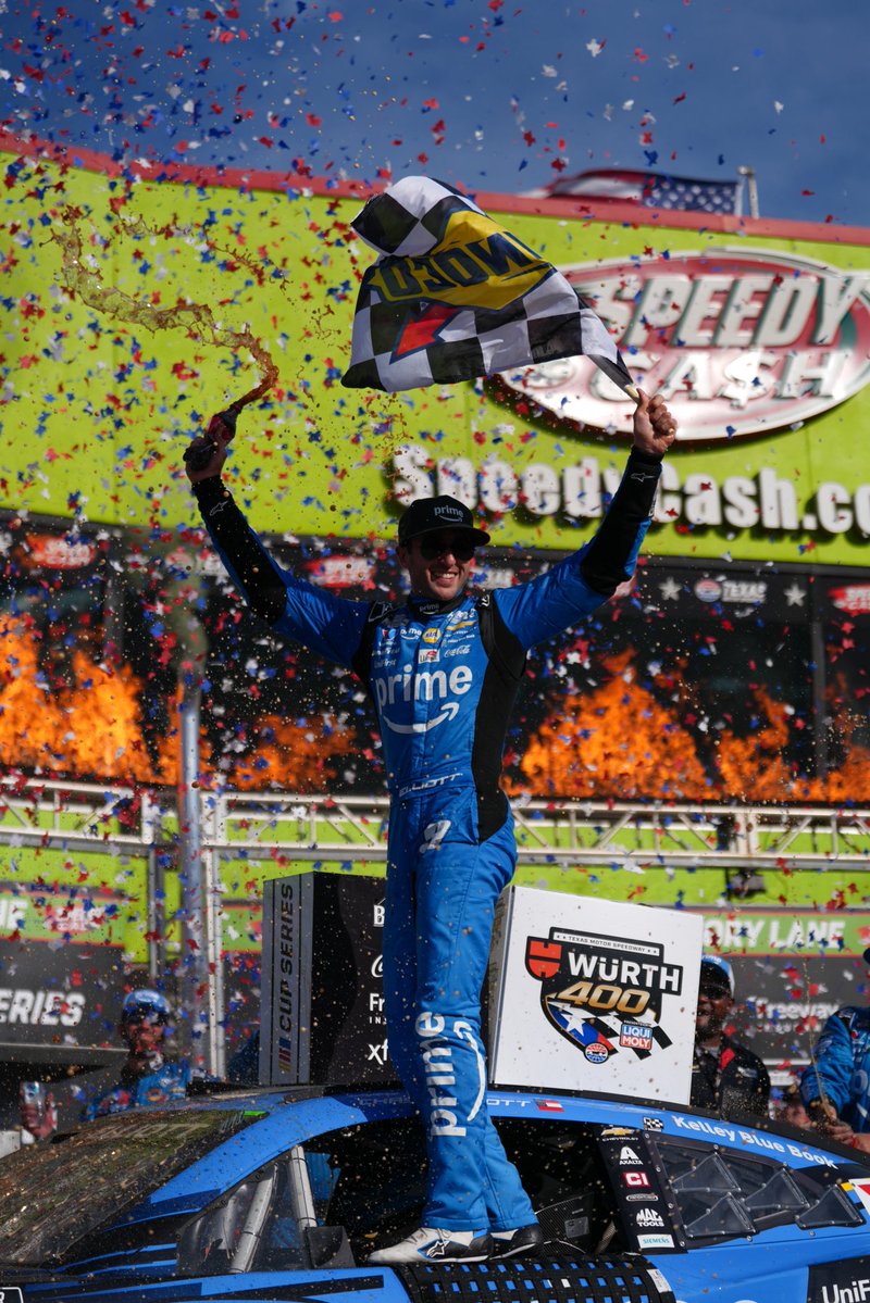 Hendrick Motorsports tweet media