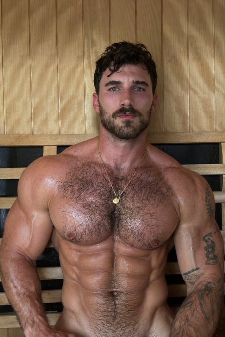 Michael ༄ - 2 pic. Lifetime natural https://t.co/ghpUlz0Qca